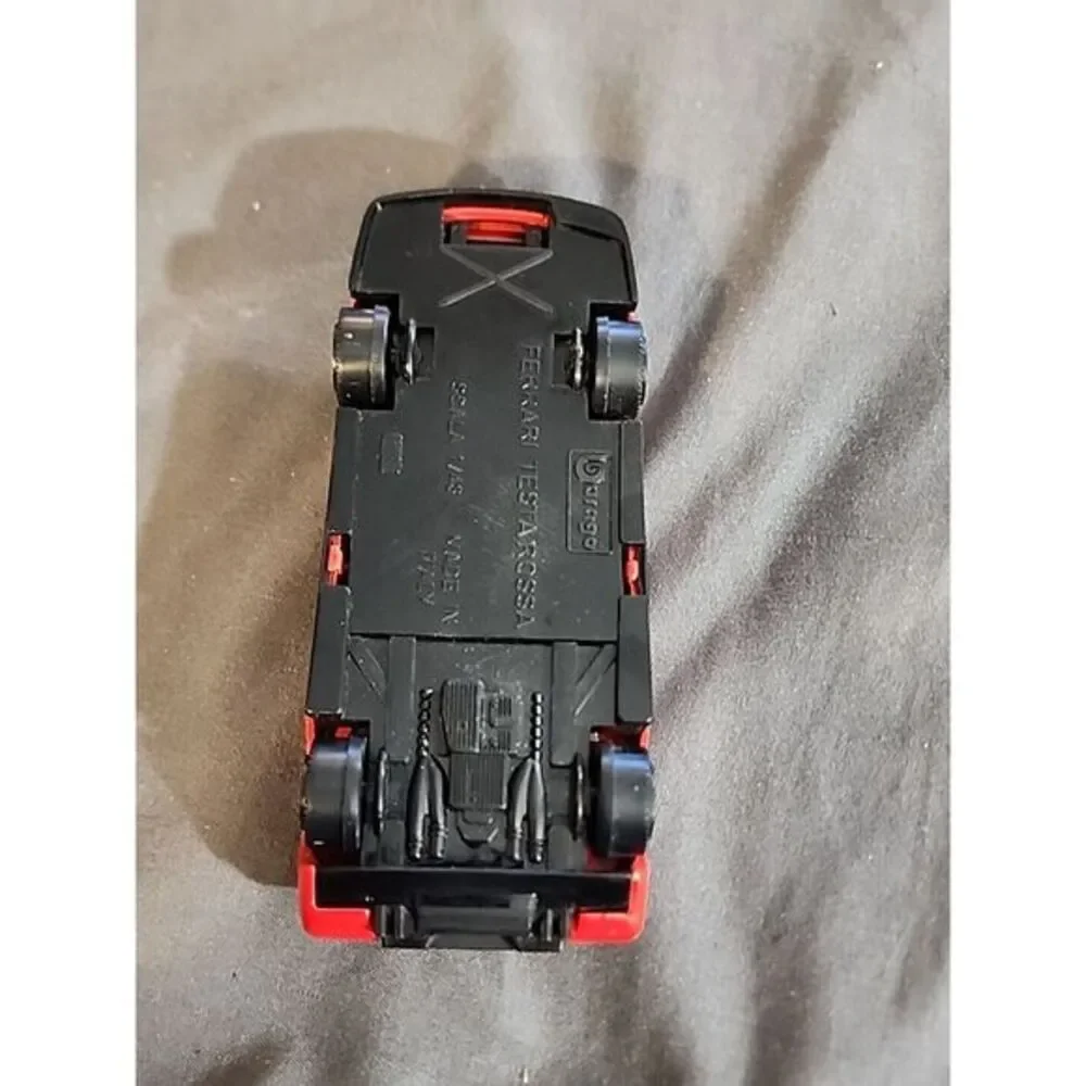Bburago FERRARI TESTAROSSA - No . 4104 - 1:43‎ - Made In Italy